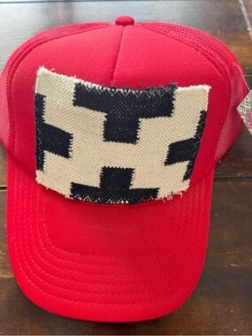 New Kilim Orijinal Turkish Rug Trucker hat - RED NWT